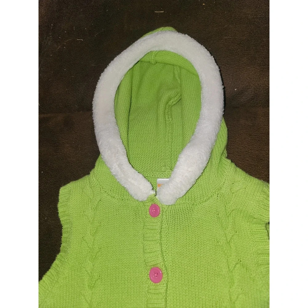 Gymboree outlet lovable giraffe‎ green vest size medium 7 8